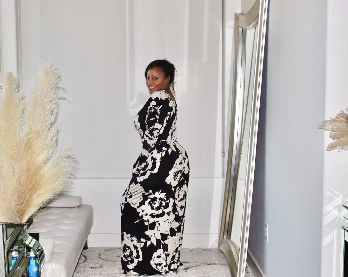 Women Love Flowers Set