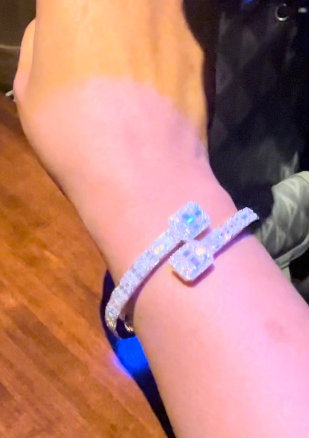 Don't Cross Me Crossover Bangle