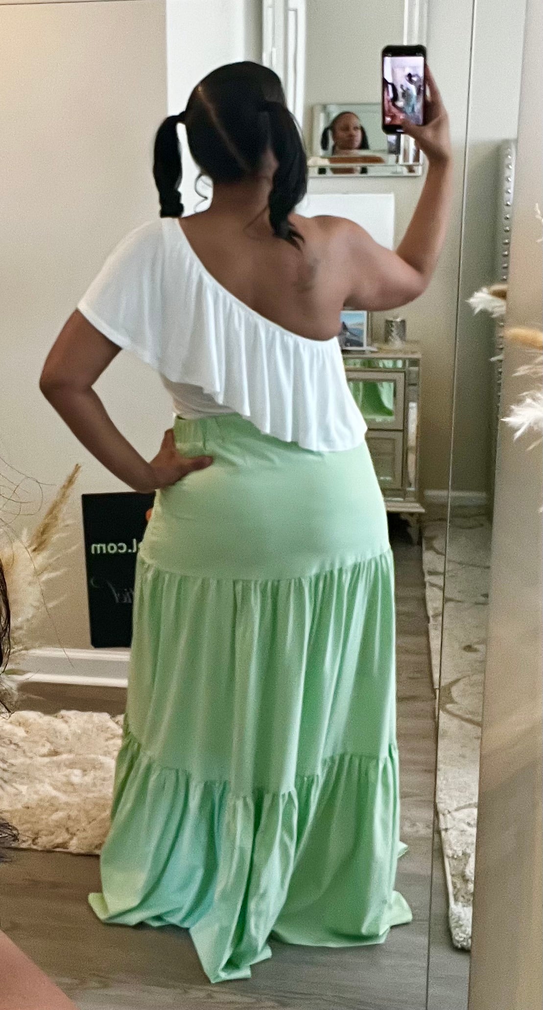 Mint Condition Maxi Skirt Set SHIPS 3/27
