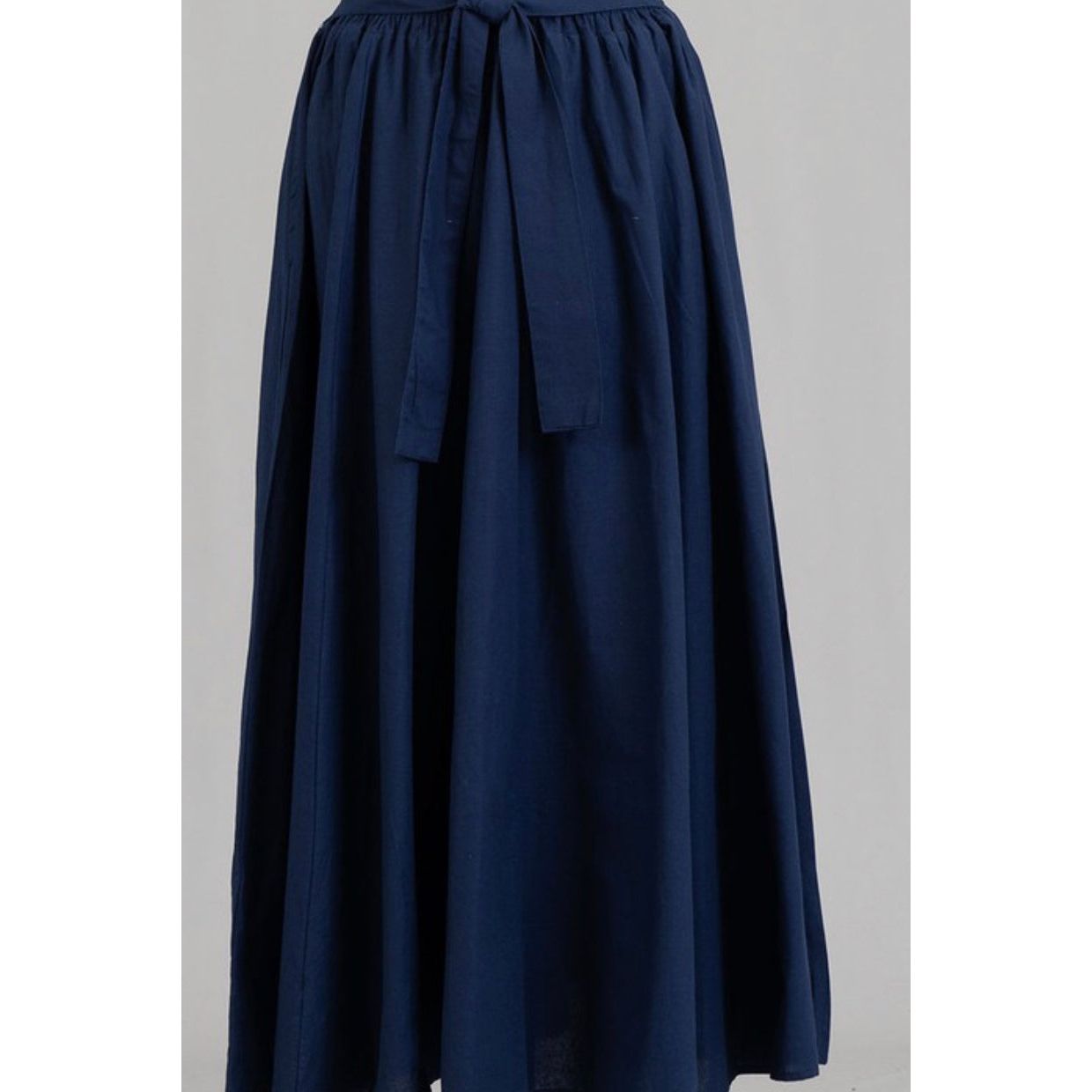 Essentiel Maxi Skirt *SHIPS MID TO END OF APRIL*