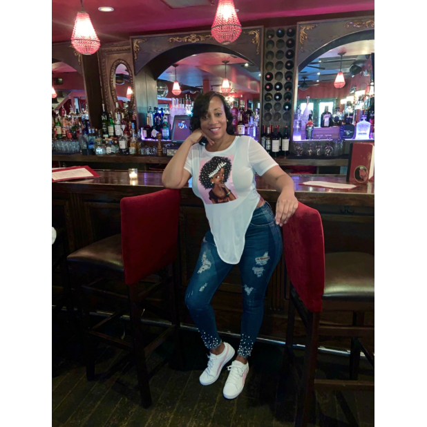 Curly Girl Pearl T-Shirt